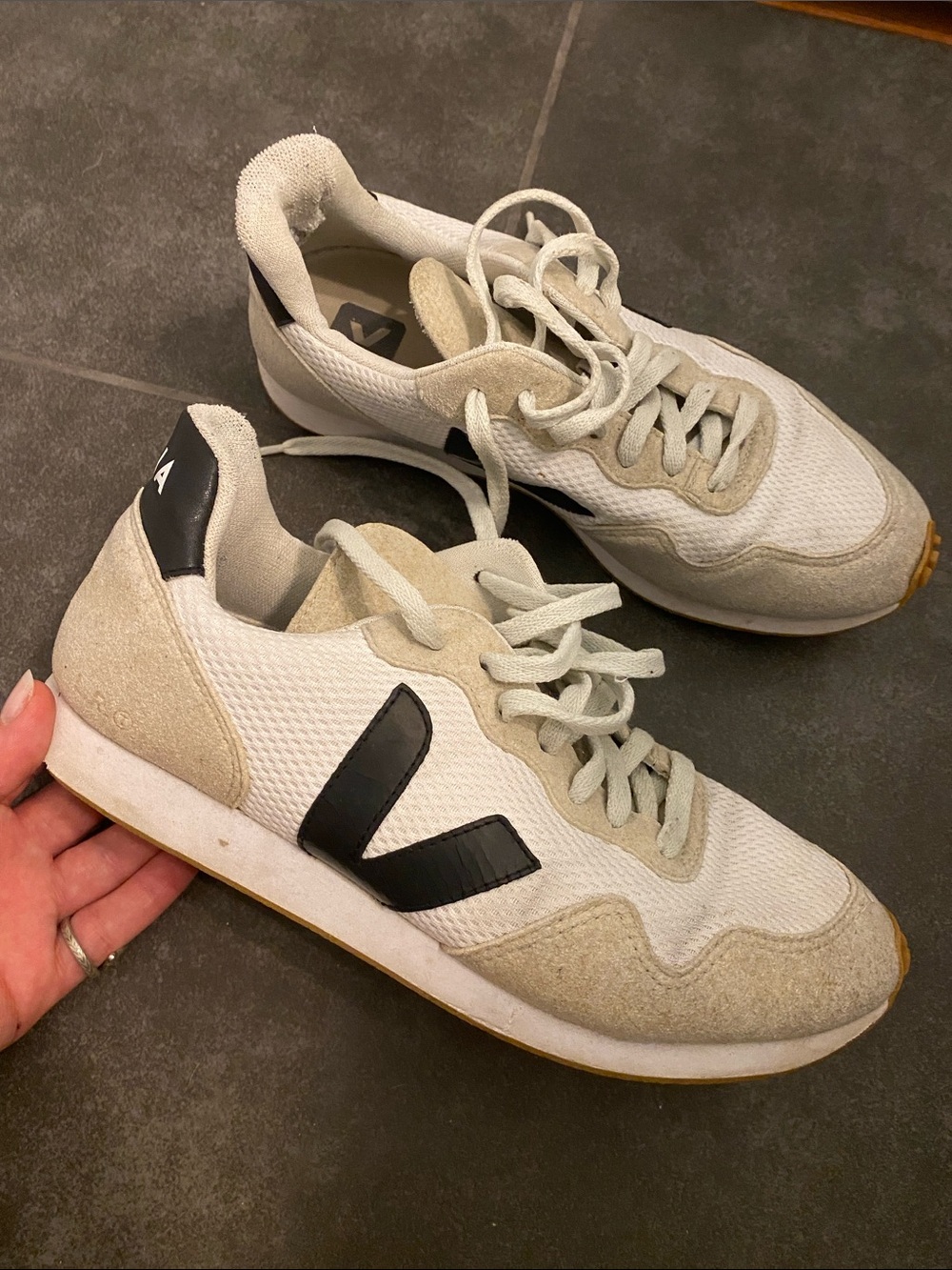 Veja White and Black Women's Sneakers Size 8